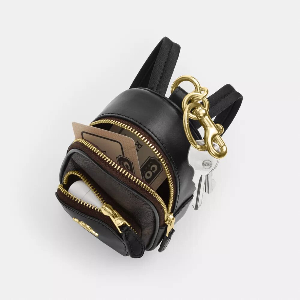 Pandantive pentru genți pentru Court Backpack din Signature Canvas