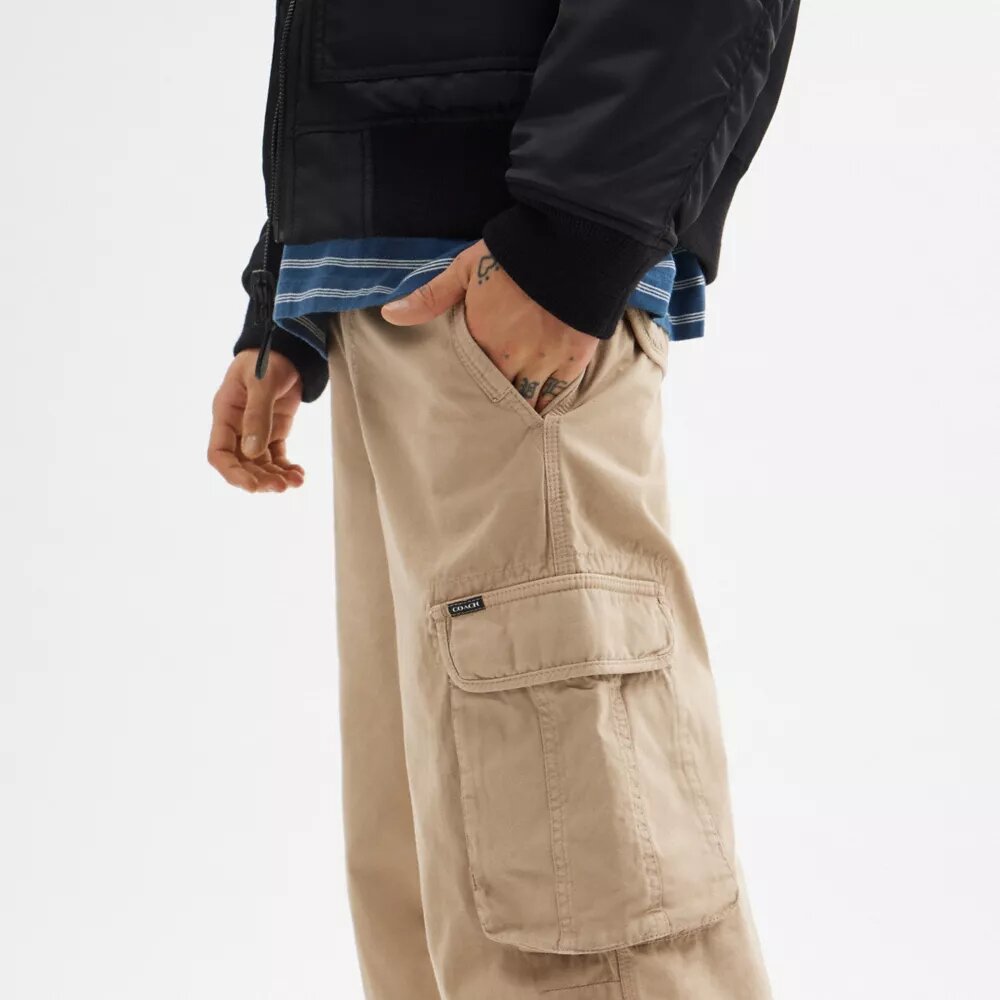 Pantaloni cargo
