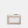 Port-act de identitate mini skinny din Signature Canvas