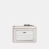 Port-act de identitate mini skinny din Signature Canvas