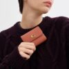 Portcard esențial pentru portofel