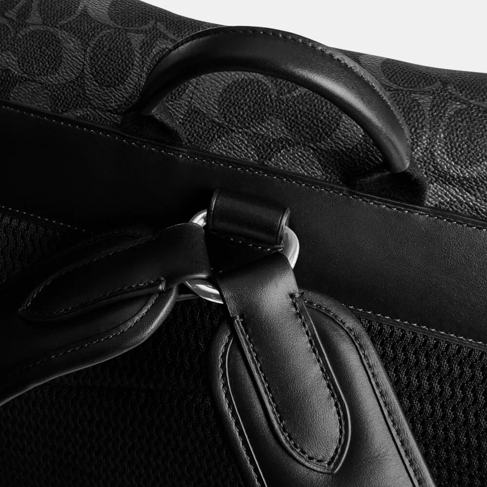 Rucsac Hitch din Signature Canvas
