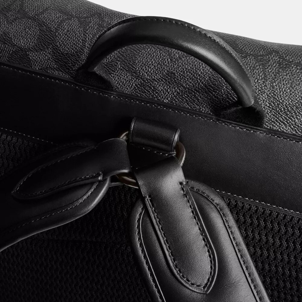 Rucsac Hitch din Signature Canvas