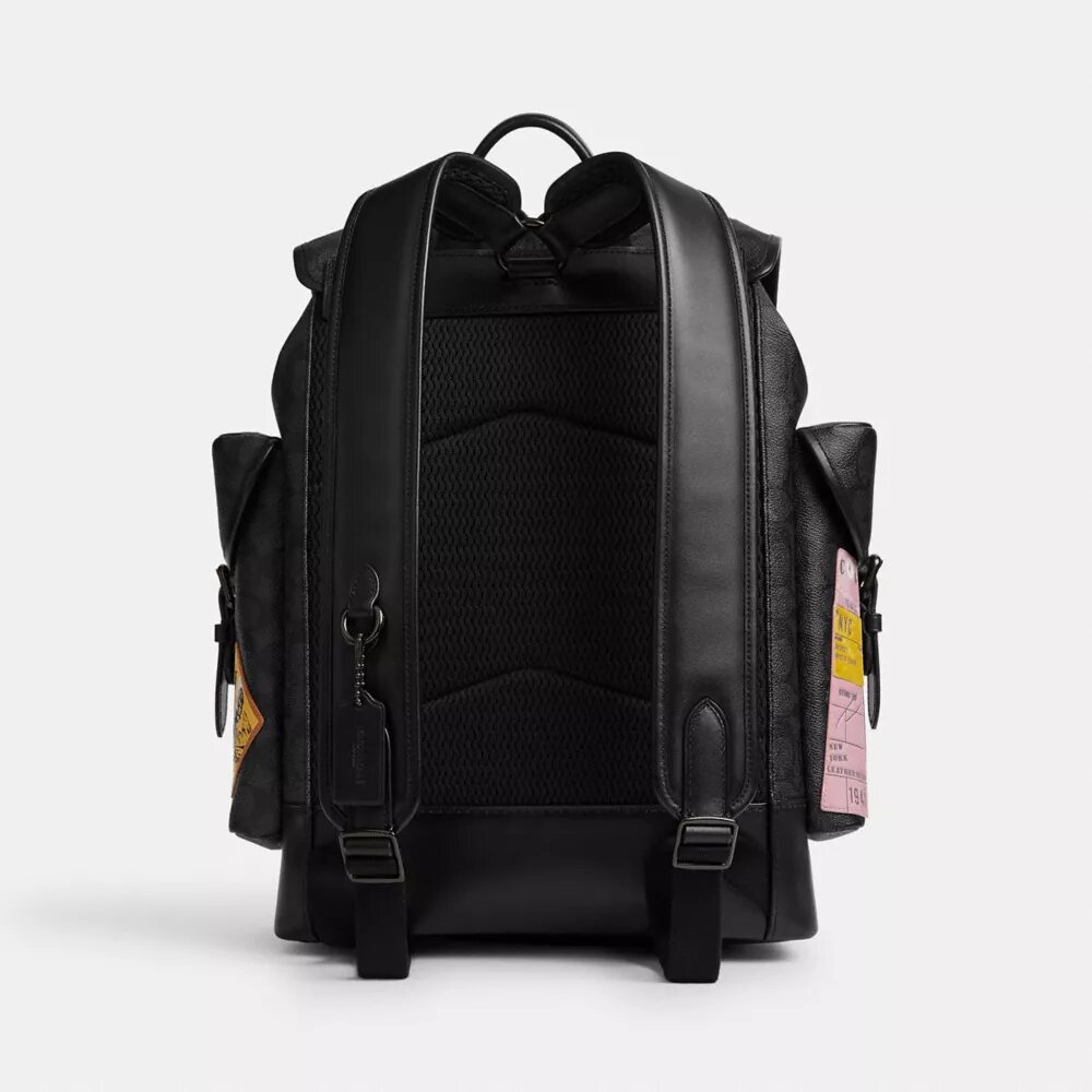 Rucsac Hitch din Signature Canvas cu patch-uri