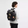 Rucsac Hitch din Signature Canvas cu patch-uri