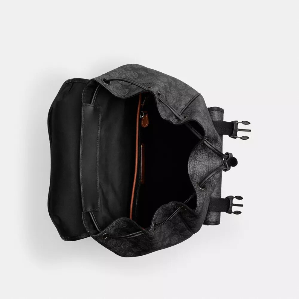 Rucsac League cu clapă din Signature Canvas