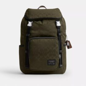 Rucsac Logan din nailon caracteristic