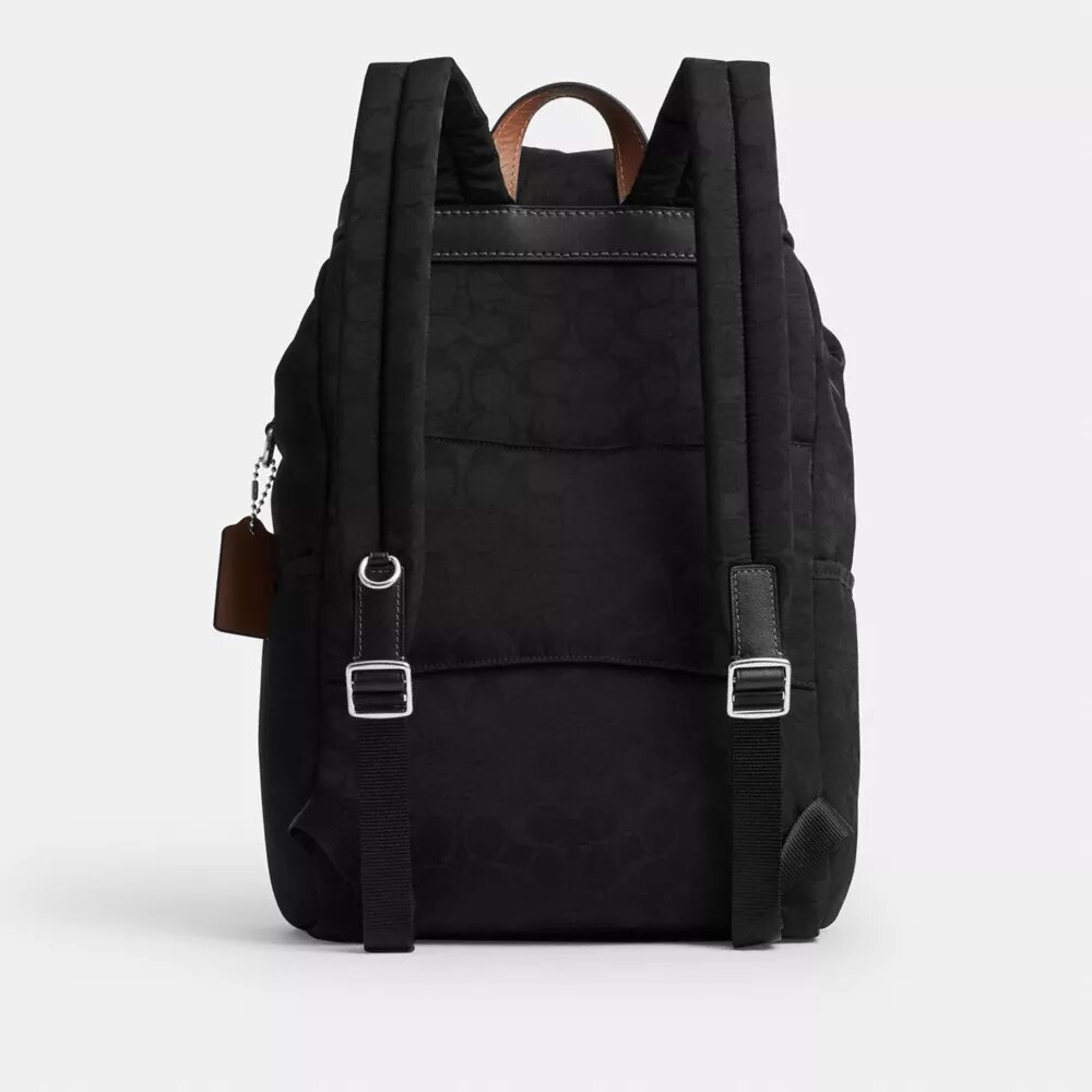 Rucsac Logan din nailon caracteristic