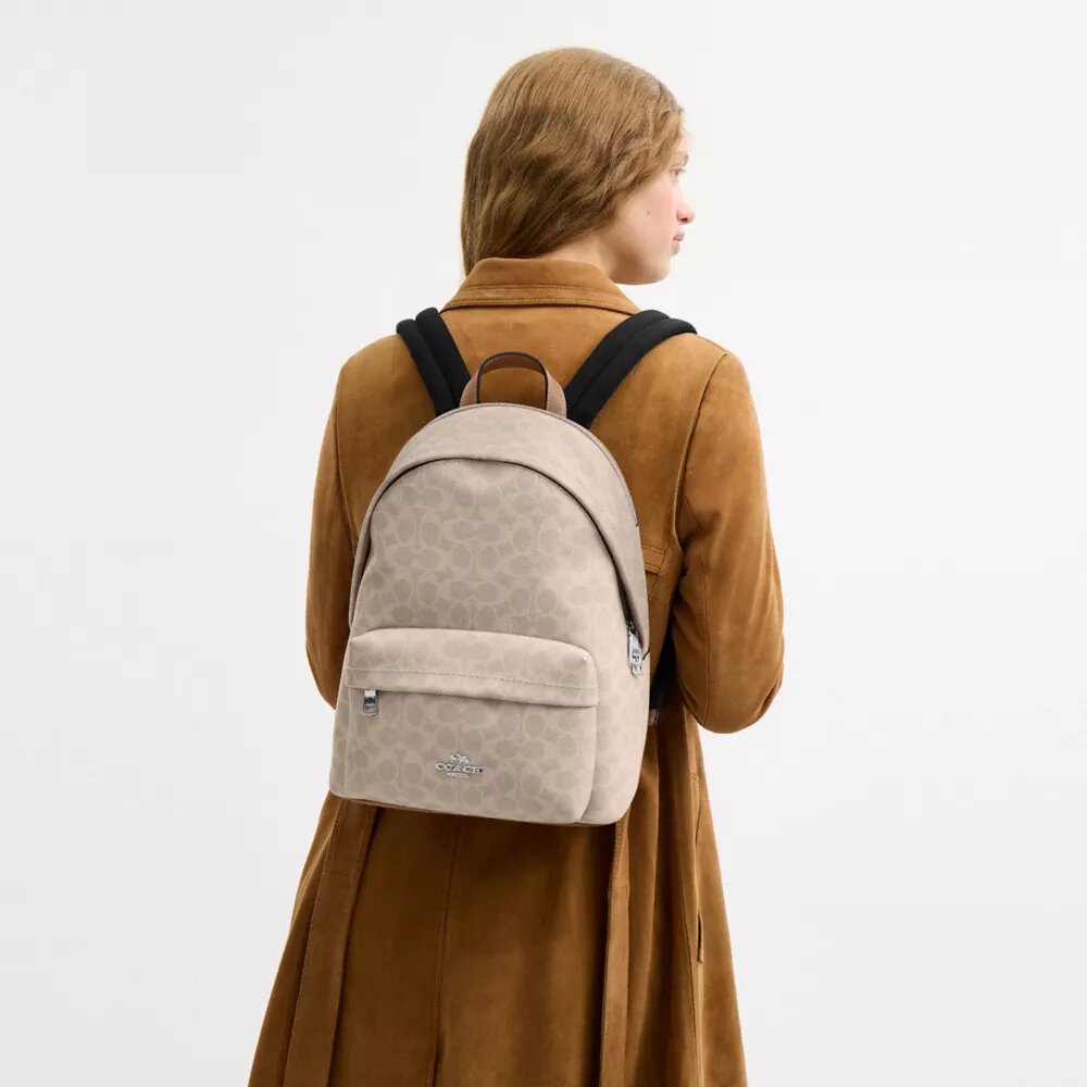 Rucsac mic Taylor din Signature Canvas