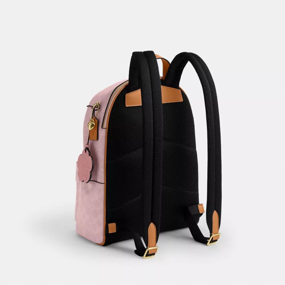 Rucsac mic Taylor din Signature Canvas cu pandantive