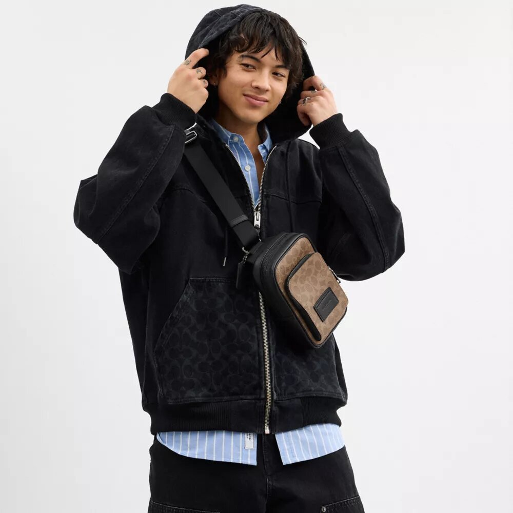 Rucsac Racer Sling din Signature Canvas