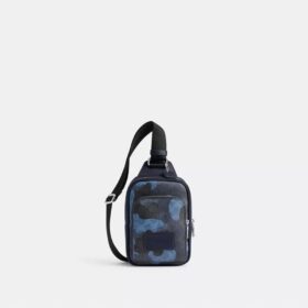 Rucsac tip sling Racer cu imprimeu camuflaj Signature