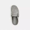 Saboți cu cataramă
