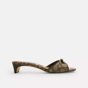 Sandale cu toc mic în formă de fundiță, din jacquard caracteristic