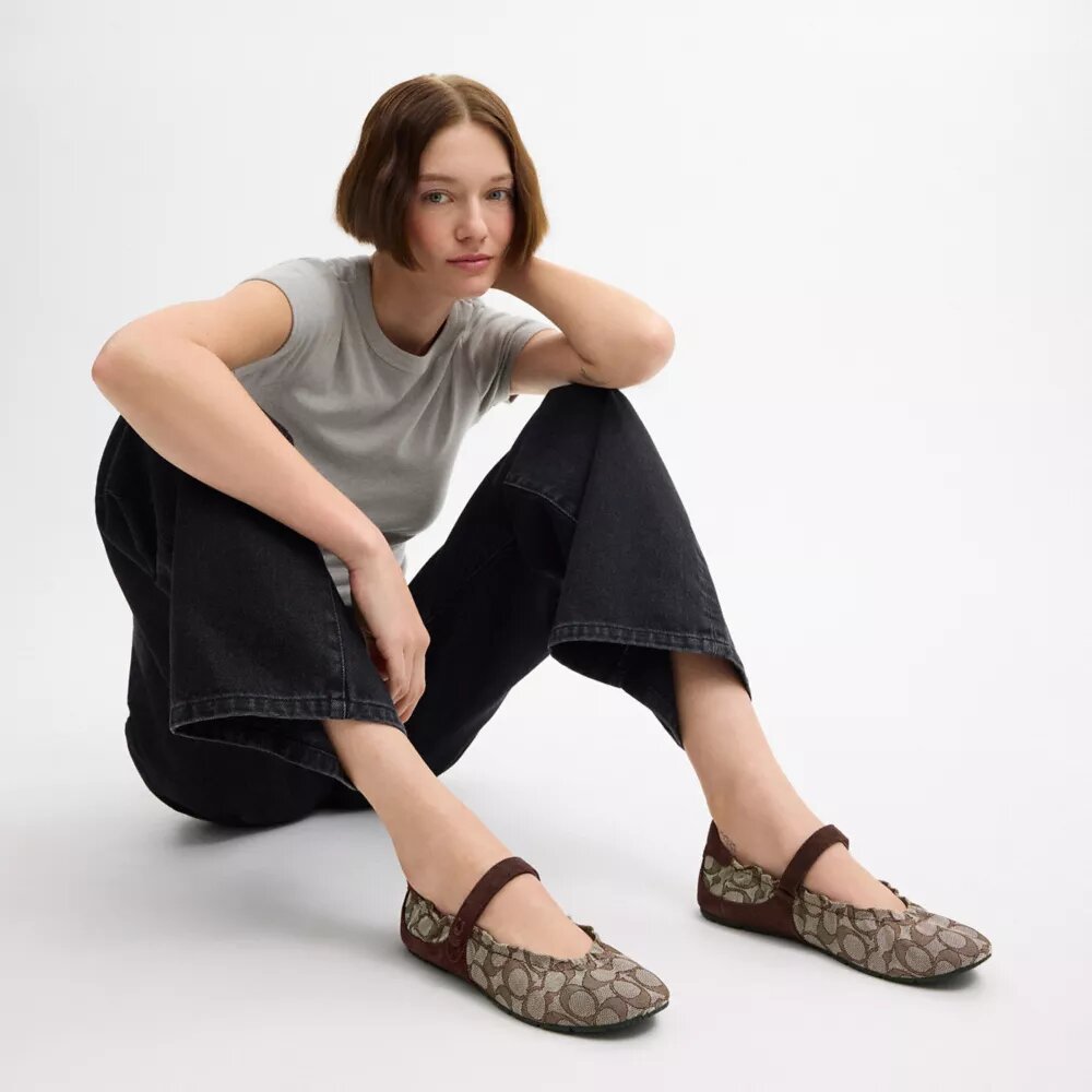 Sneakerși Mary Jane din jacquard semnătura