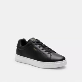 Sneakerși înalți