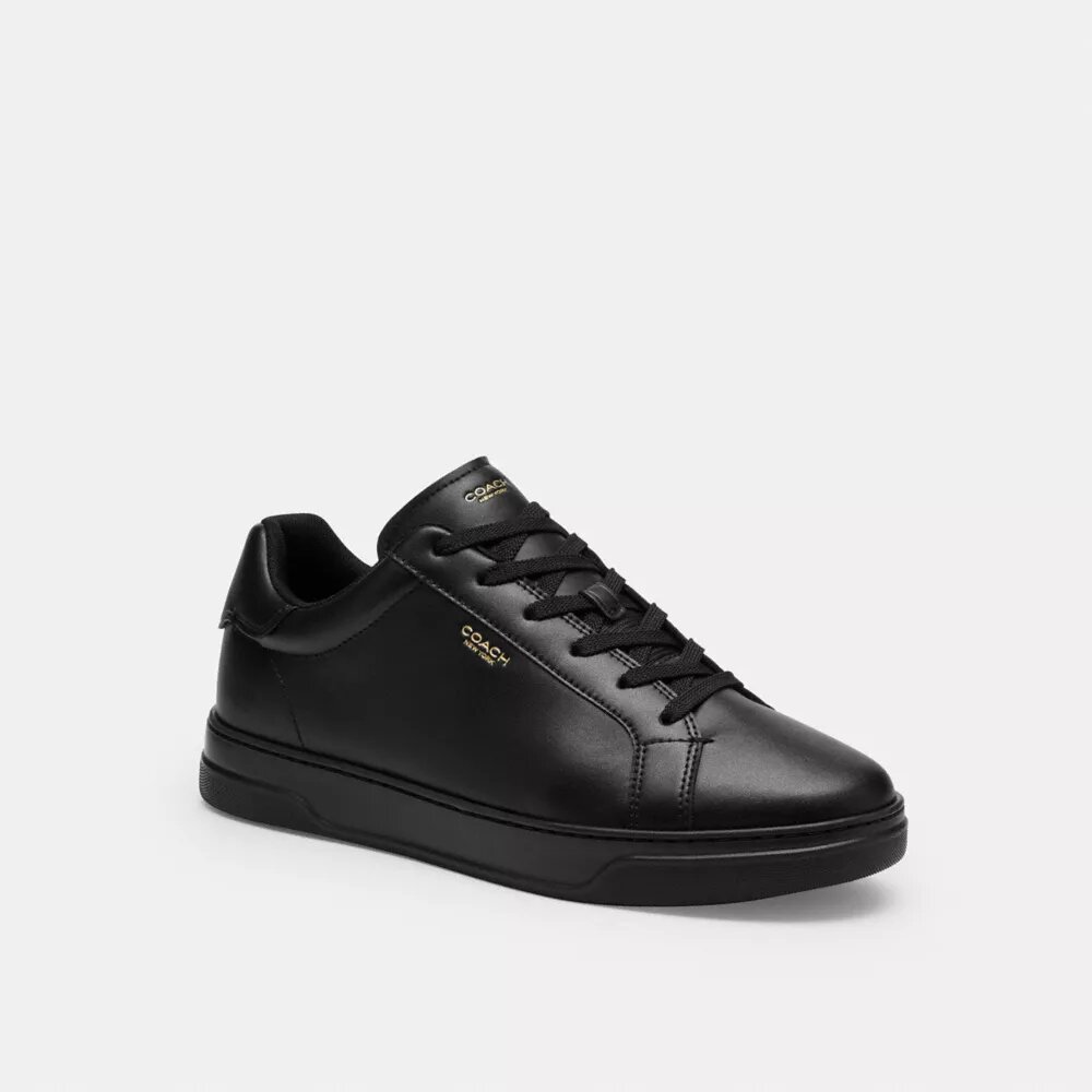 Sneakerși înalți