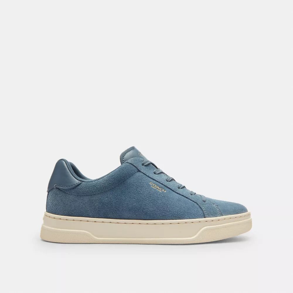 Sneakerși înalți