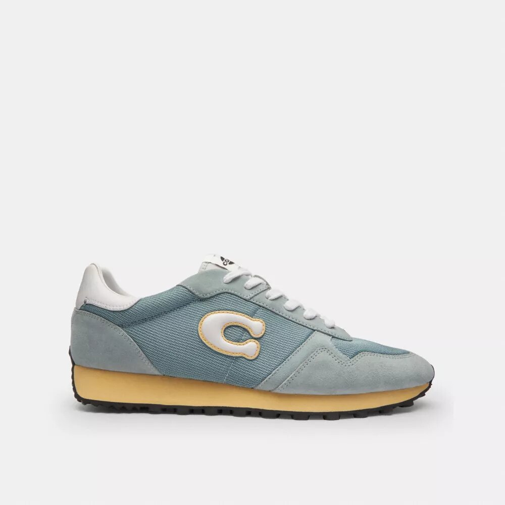 Sneakerși retro