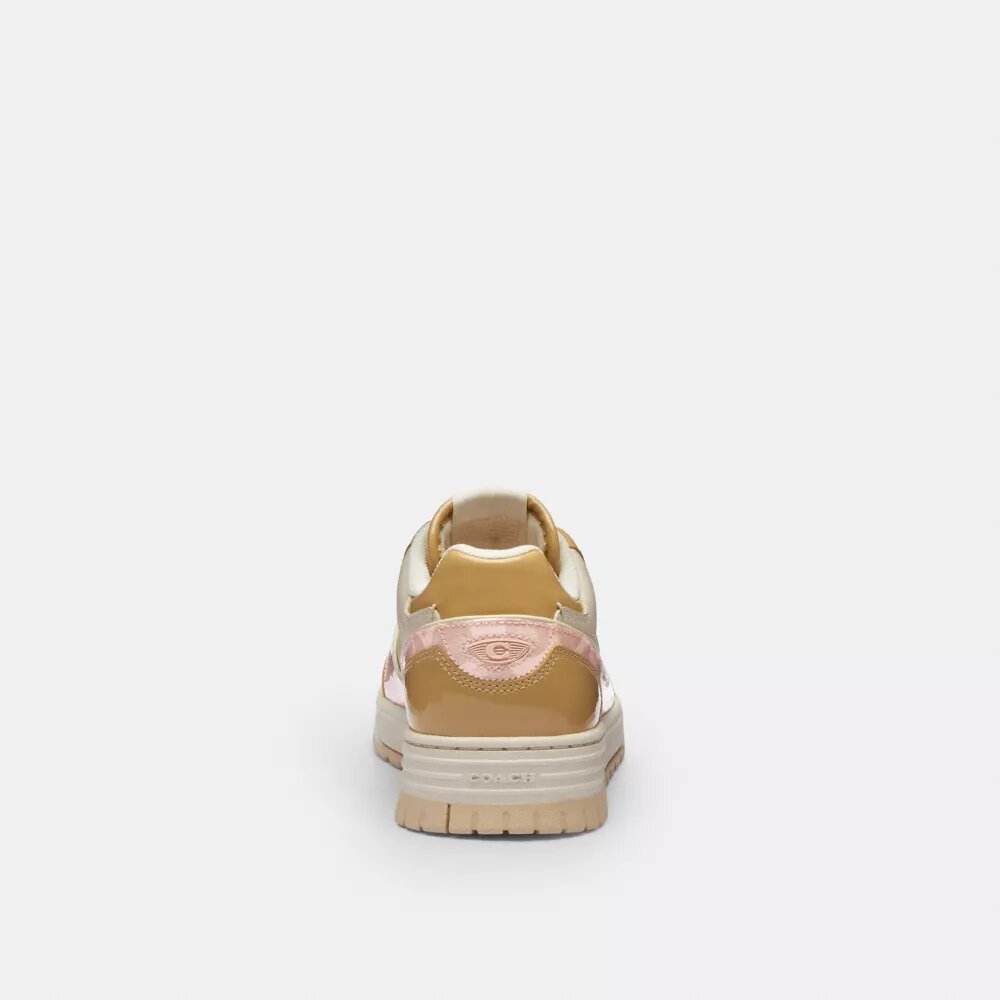 Sneakerși Soho cu semnătura noastră