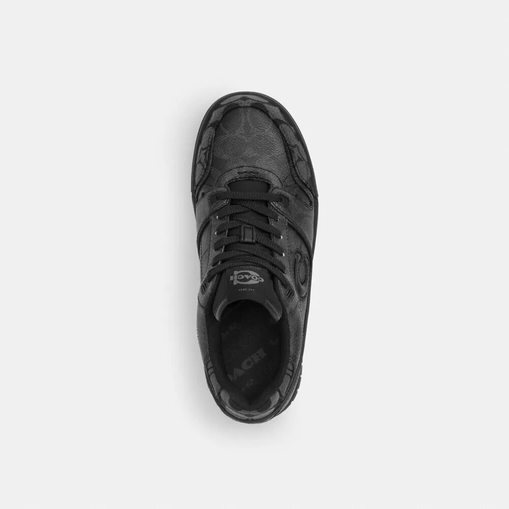 Sneakerși Soho în stilul caracteristic