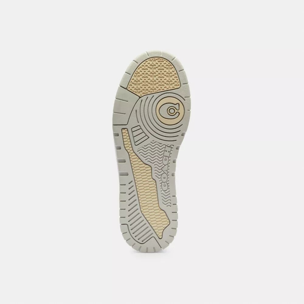 Sneakerși Soho în stilul caracteristic