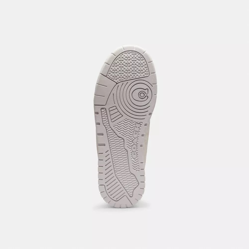 Sneakerși Soho în stilul caracteristic