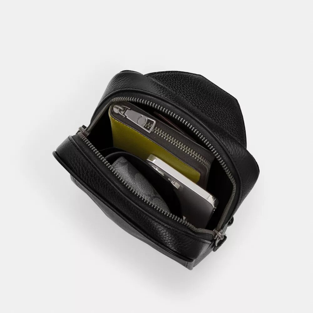 Rucsac Sullivan din Signature Canvas cu patch-uri
