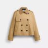 Trench paltoan cu guler caracteristic