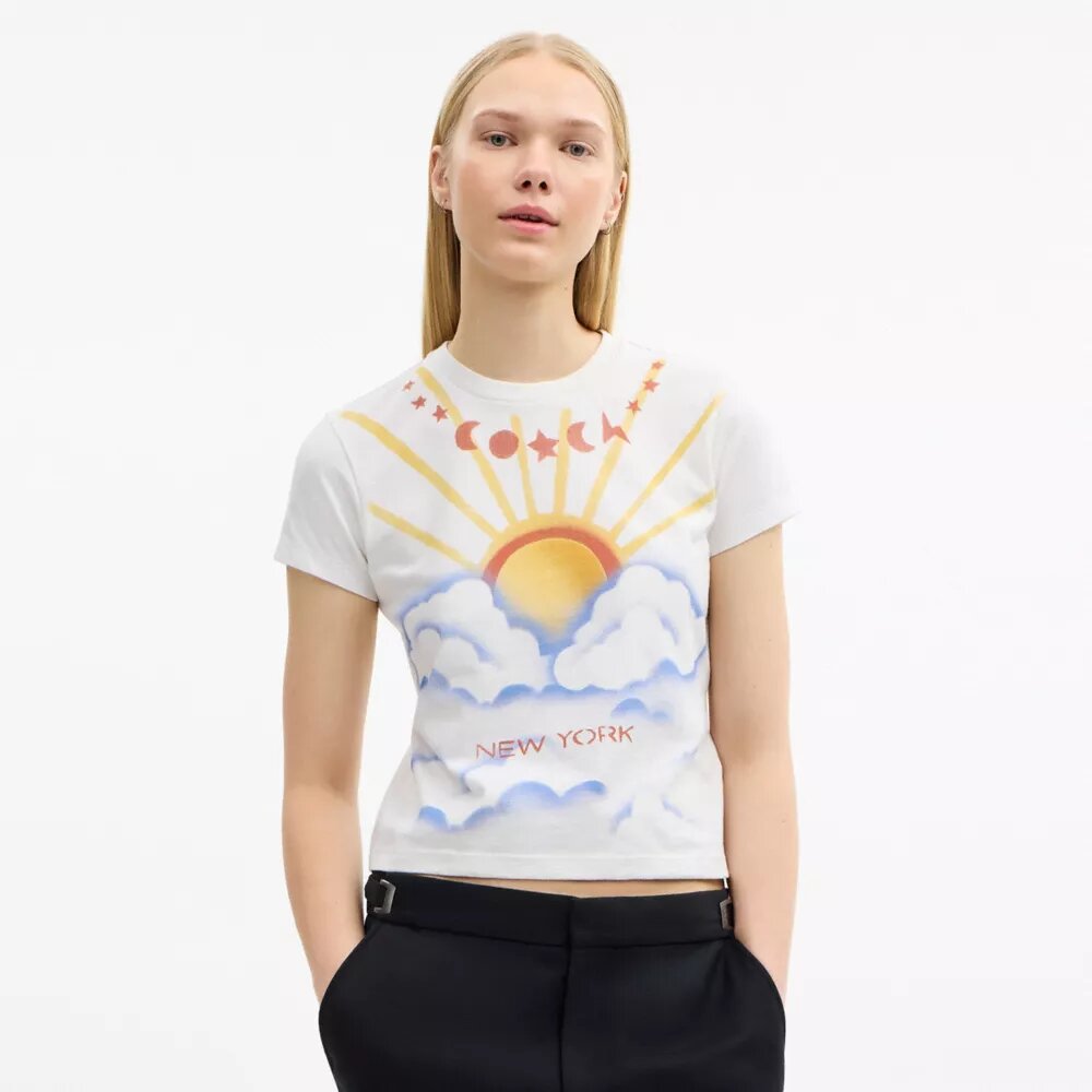 Tricou cu croială din anii '90, cu imprimeu realizat cu aerograf, din bumbac organic