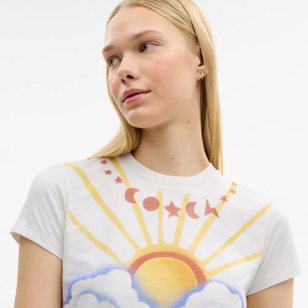 Tricou cu croială din anii '90, cu imprimeu realizat cu aerograf, din bumbac organic