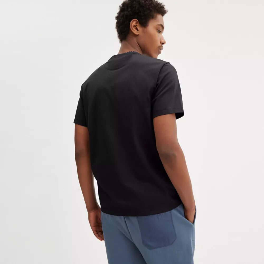 Tricou esențial