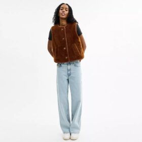Veste din piele de oaie